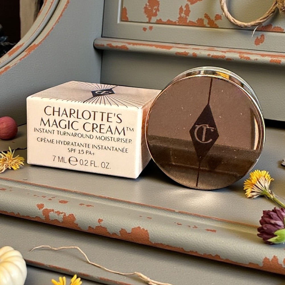 Charlotte Tilbury - Charlotte's Magic Cream - Mini Set of 2 – *NIB* - Picture 2 of 4